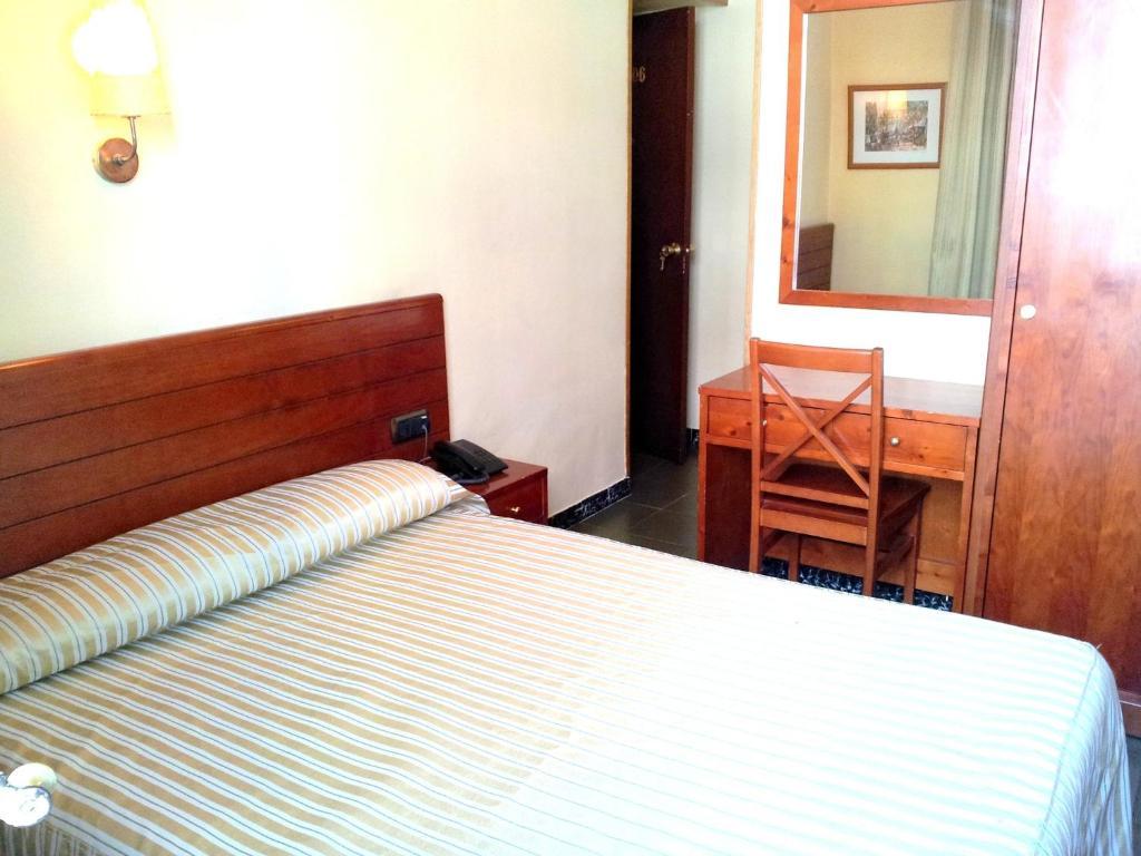 Hotel Toledano Ramblas Barcelona Kamer foto